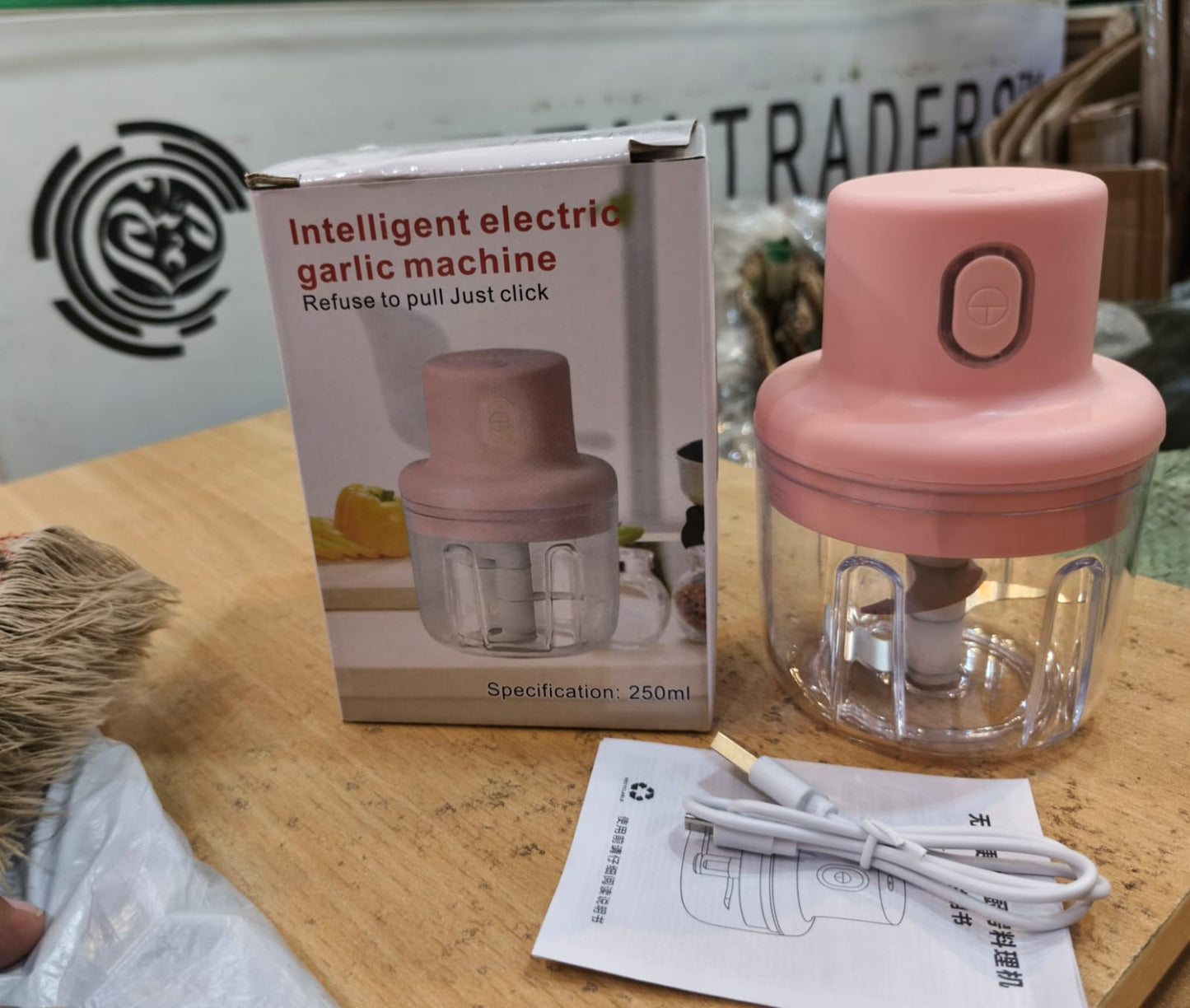 Portable Electric Mini Food Chopper USB Rechargeable Garlic Onion Cutter Pakistan